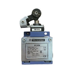 LIMIT SWITCH BRAND: TELEMECANIQUE PART NO: XCKM VOLTAGE: 240V